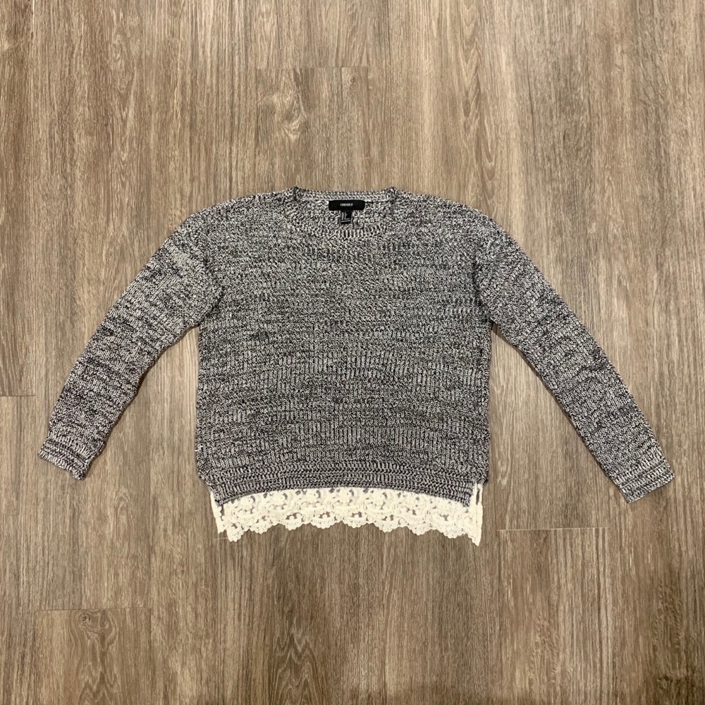 Forever 21 Black White Thick Sweater Lace Bottom